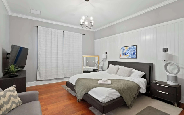 Sunset Bungalow With Hot Tub - 6ppl