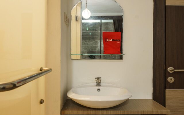 Reddoorz Plus @ Daan Mogot Jakarta 2