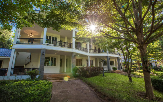 Phuphet Resort