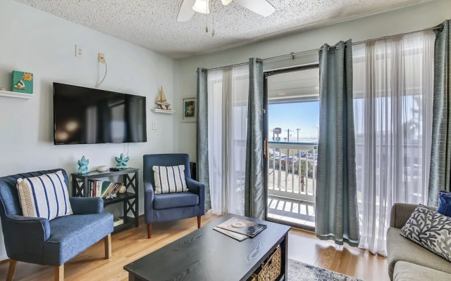 Saltwater Paradise by Ryson Vacation Rentals