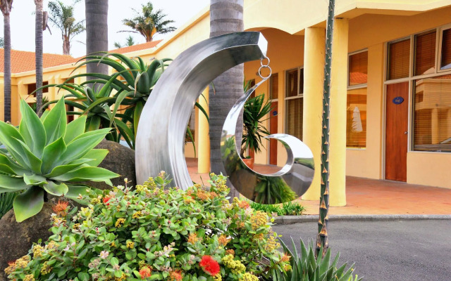 Ocean Beach Motor Lodge