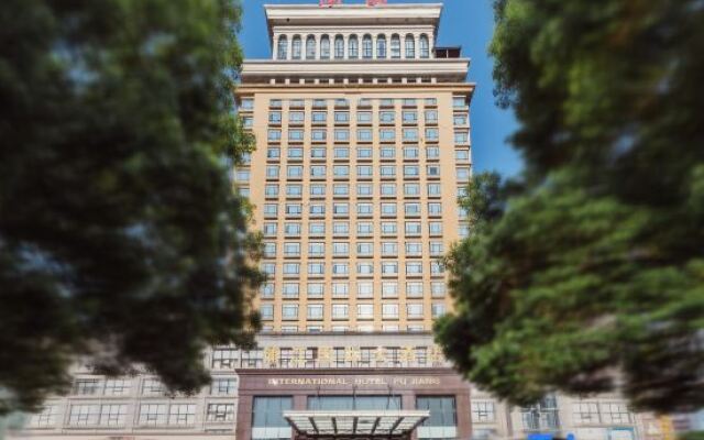 New Century Pujiang Hotel