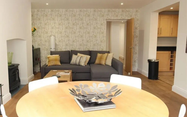 Priory House Apartments