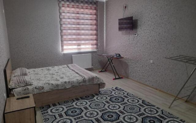 Уютная 2-х комнатная квартира 82м2 в Центре города!