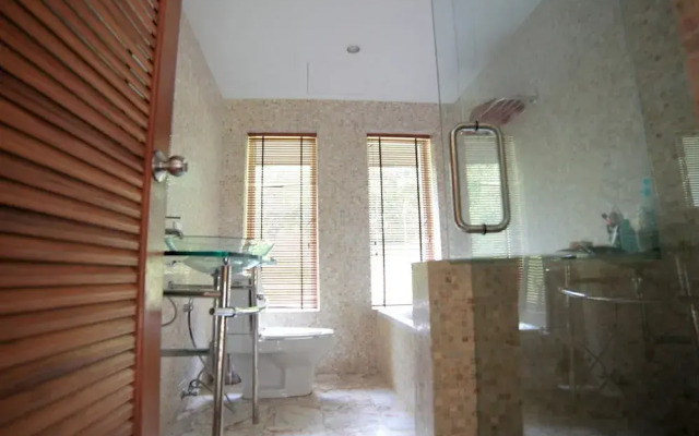 De Chom Villa