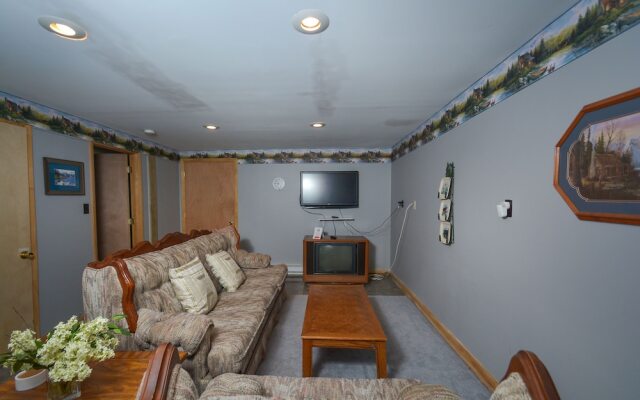 Home Sweet Cabin 4 Bedroom House