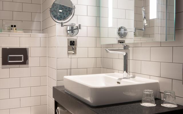 Holiday Inn Bolton Centre by IHG