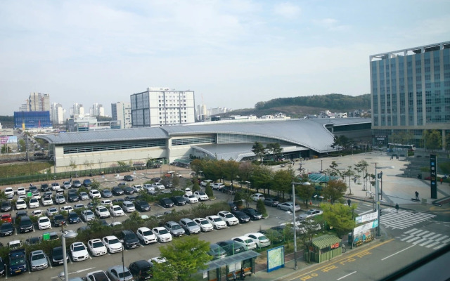 Zeumes Incheon Airport