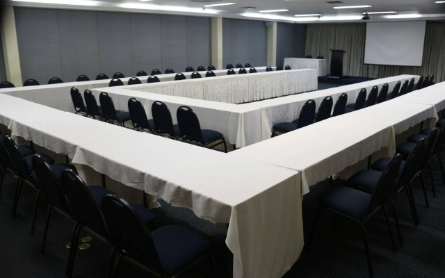 Summit Suítes Hotel Paulista