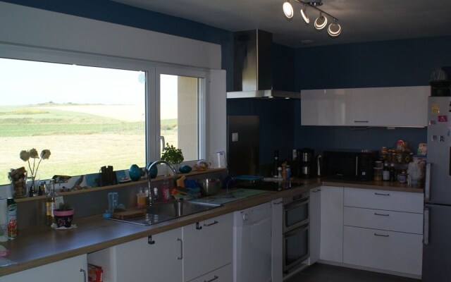 Fantastic Renovated House on the Opal Coast Cliffs