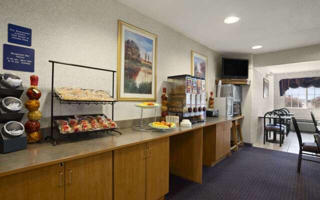 Ramada Limited by Wyndham, Bloomington I-55 & I-74 IL