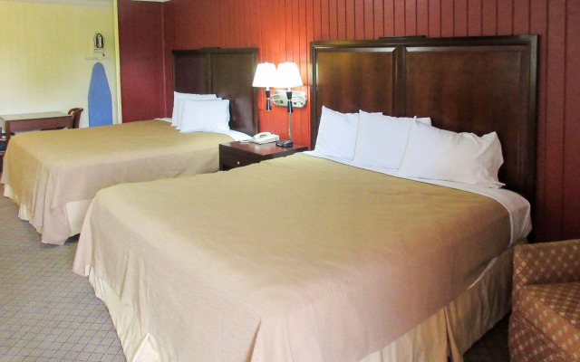 Rodeway Inn Kansas City Downtown Area