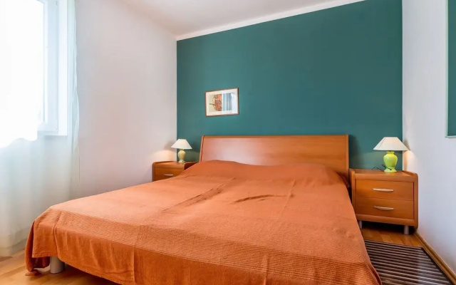 Charming Apartment in Pula With Swimming Pool