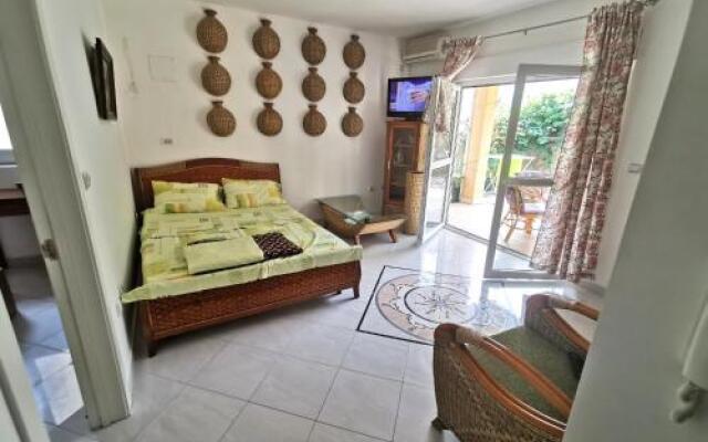 Apartments Rales