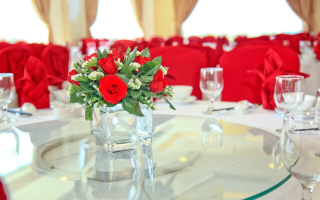 Gold Coast Hotel Resort & Spa