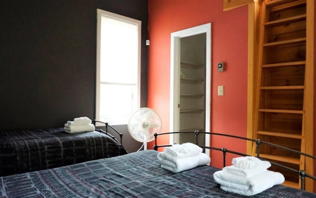 Pet Friendly Ski Vacation Condo in Waterville Valley Resort - Fri1v