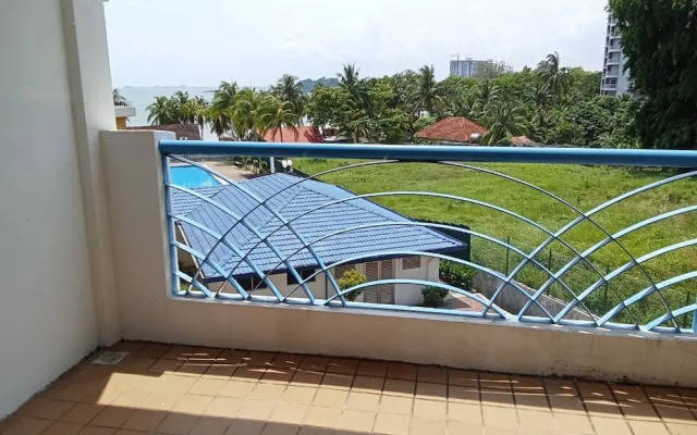 Seri Bulan Condominium