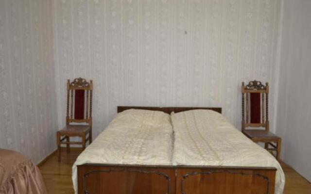 Manoni's Guest House