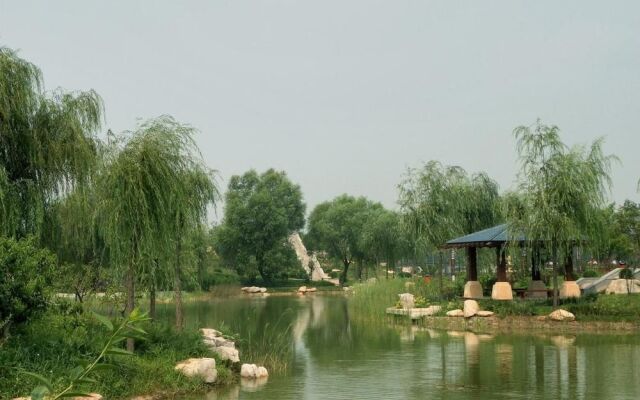 Liaocheng Arcadia International Hotspring Hotel