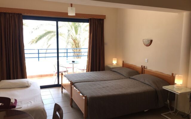 Vrachia Beach Hotel & Suites - Adults only