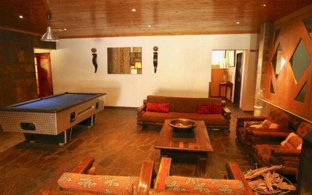 Stoney's Country Hotel