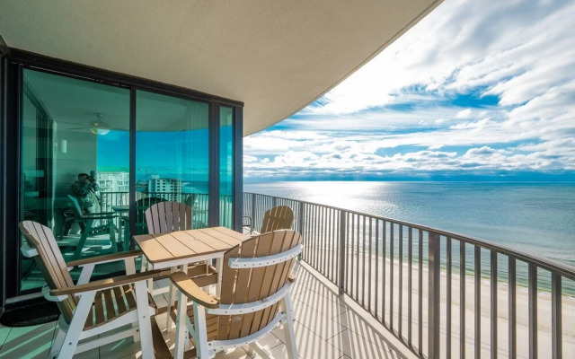 Phoenix Ix 1204 3 Bedroom Condo