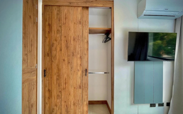 Nomadic Suites