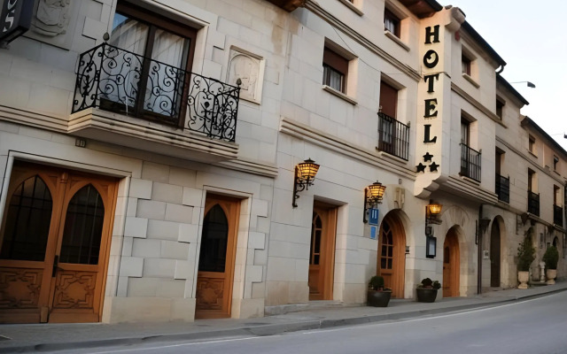 Hotel Santo Domingo De Silos