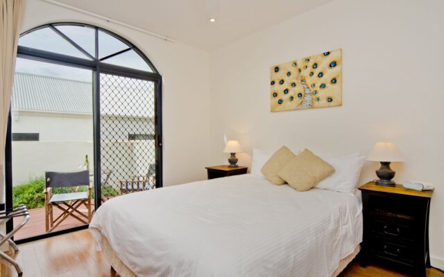 Adelaide Beaches Holiday Villas