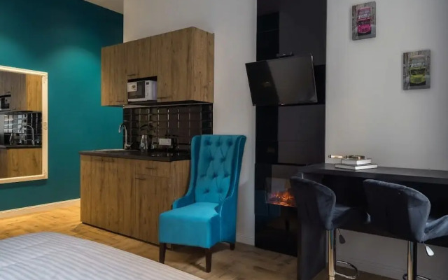 Home-Hotel Pushkinskaya 2-4-7