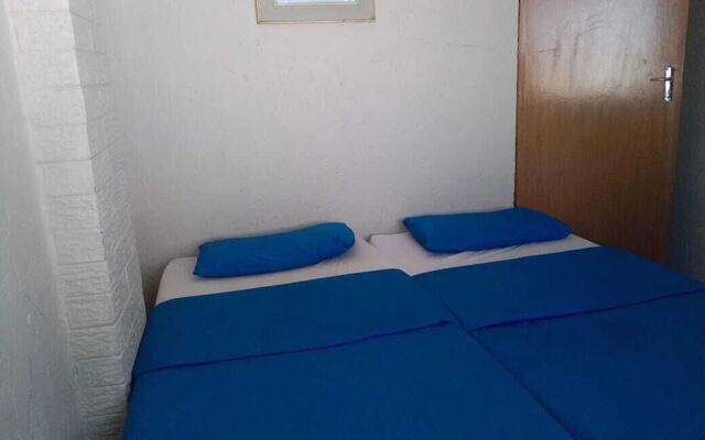 Rosebank Boarding Hostel