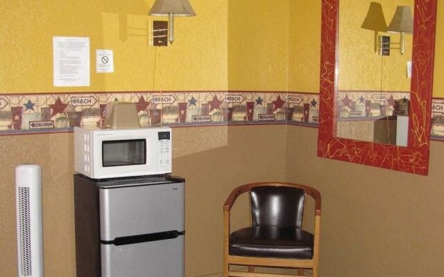 Earth Inn Motel