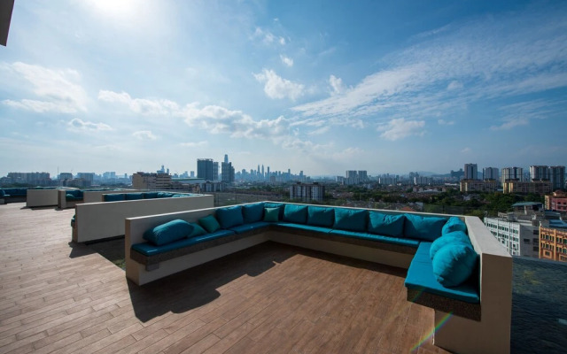 Designer Cozy Studio House