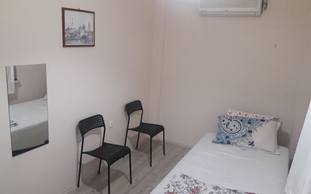 Travel House