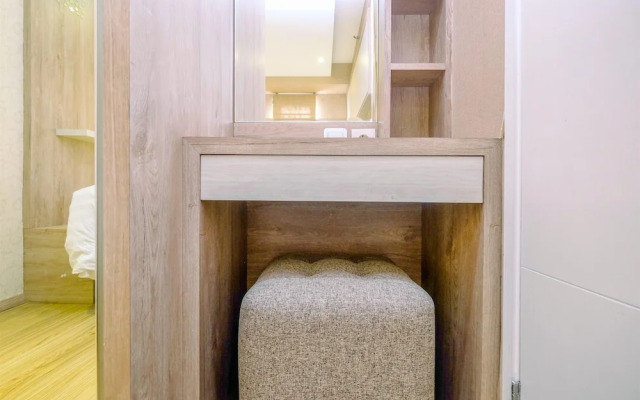 Modern 2BR at Bassura City Apartment