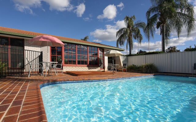 Tamworth Motor Inn & Cabins