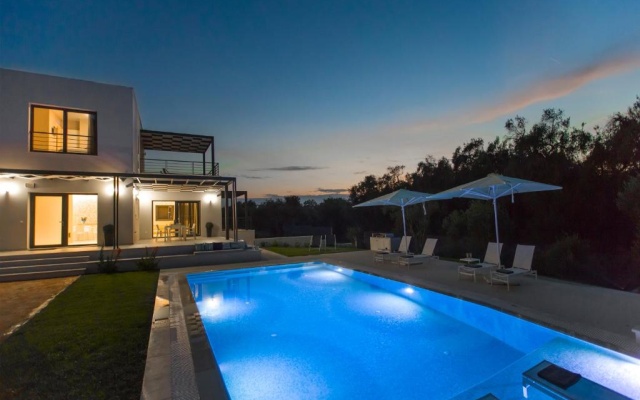 Almyra Villas