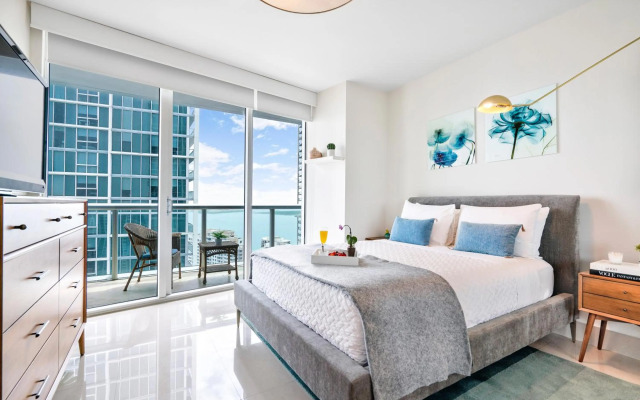Cesar Suites at Icon Brickell Miami