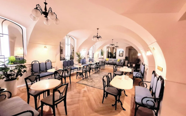 Hotel Livadić