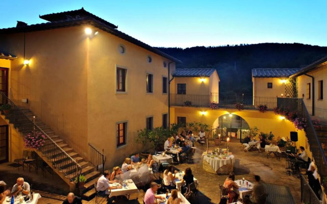 Hotel Casolare Le Terre Rosse