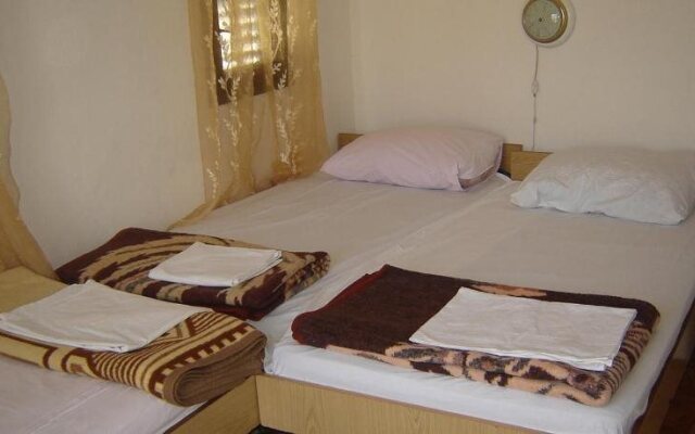 Accommodation Milla