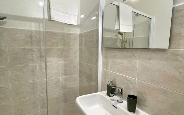 Rosy Suite Bed & Breakfast