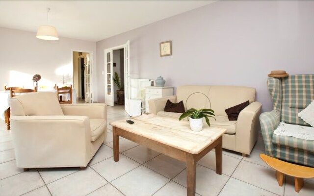 La Haute Ville au Roux