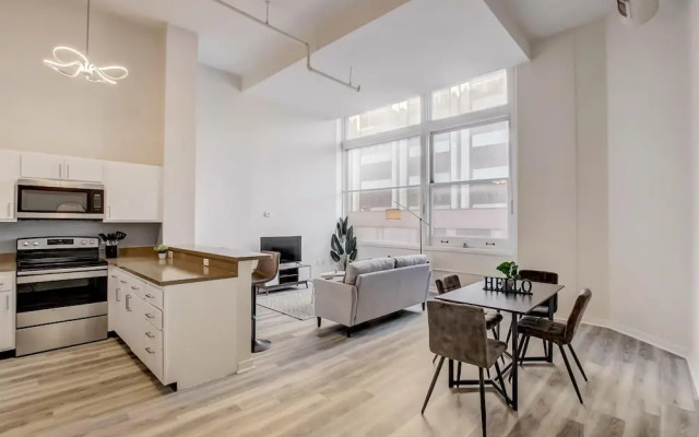 CozySuites The Block Skybridge Access