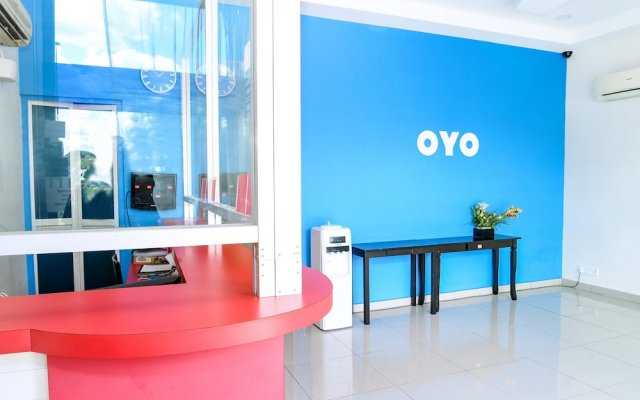 OYO 90282 Hotel Taj Seksyen 7