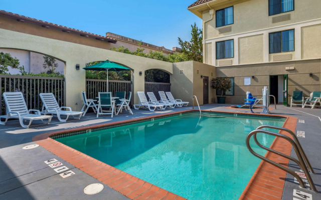 Comfort Inn Morgan Hill