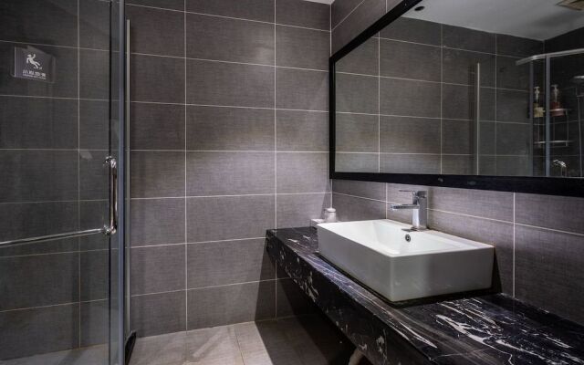 Chongqing Alvin Hotel