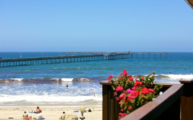 Ocean Beach Hotel