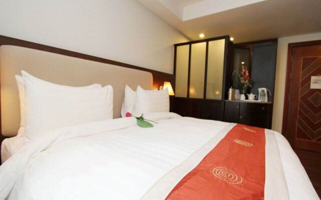 Plaza Sutera Biru Hotel