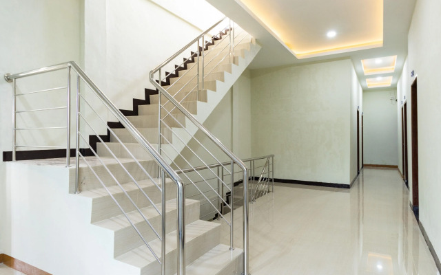 RedDoorz near Medan Amplas